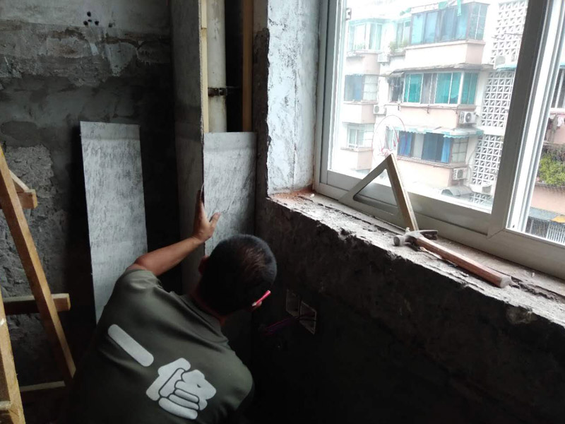 成都屋頂漏水維修反復滲漏原因，成都屋頂漏水怎么處理