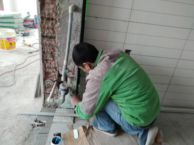 深圳屋頂漏水維修反復滲漏原因，深圳屋頂漏水怎么處理