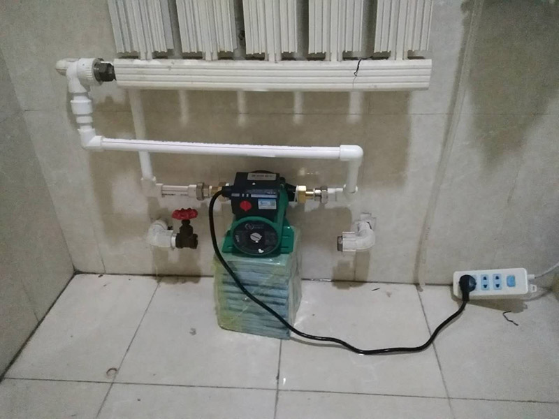 海口暖氣片漏水修理時擰不開怎么辦