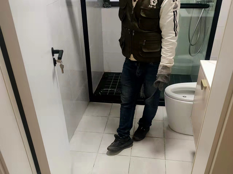 濰坊衛生間局改服務-濰坊馬桶維修工哪
